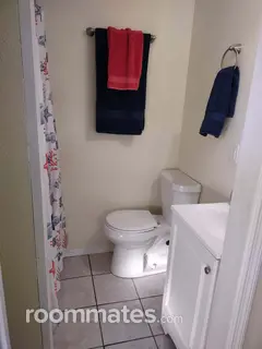 Room for rent in Grove City, FL $800, house