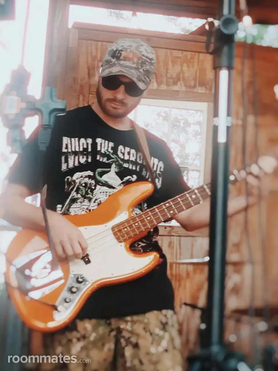 Profile photo 4 of 8