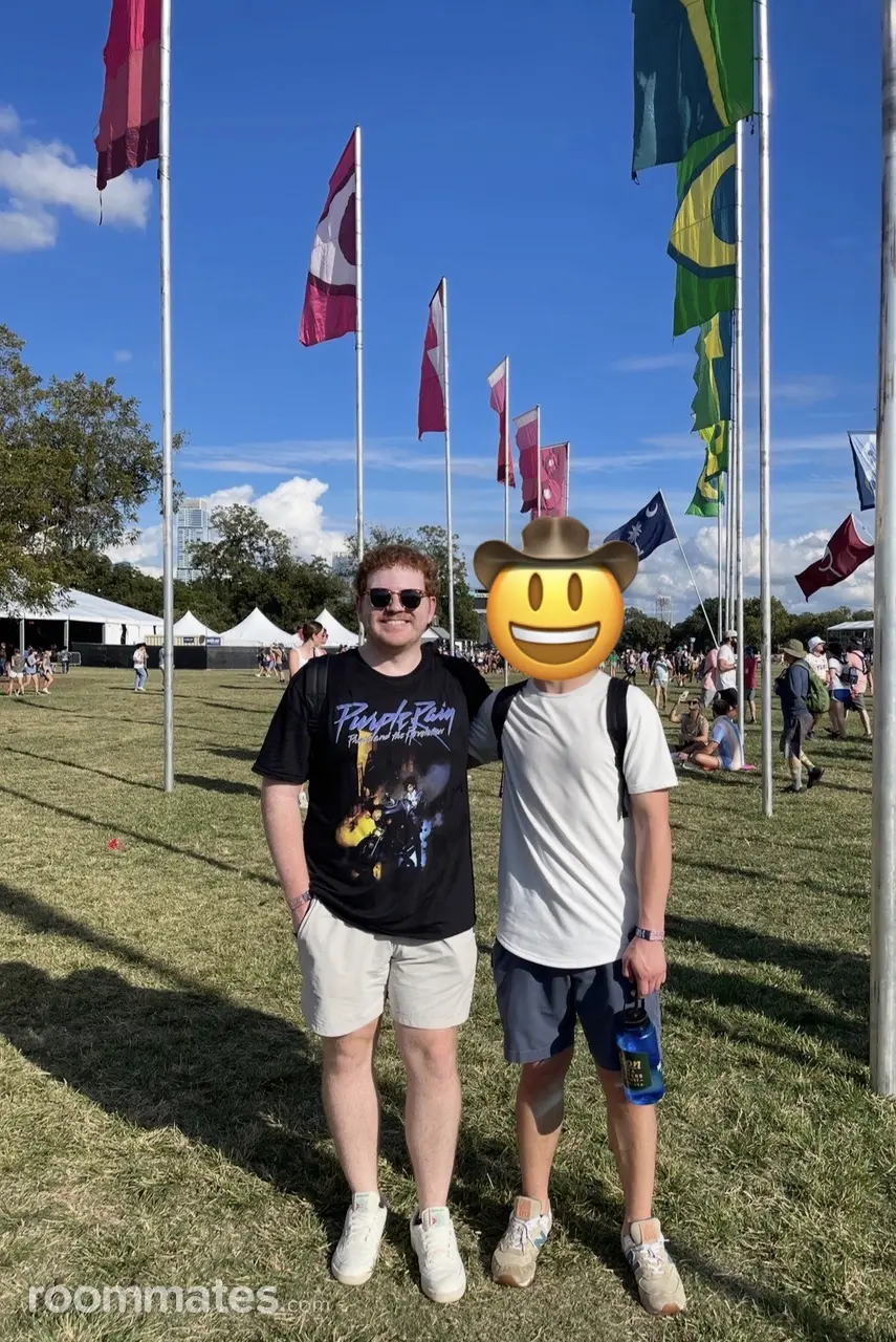 Profile photo 13 of 13