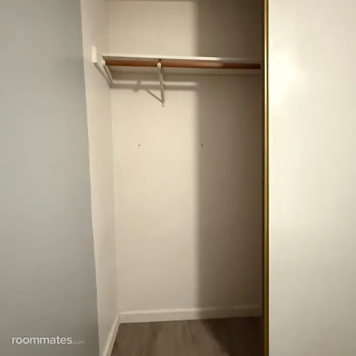 Room for rent in Riverside, CA $800, house