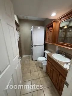 Room for rent in Kent, WA $900, house