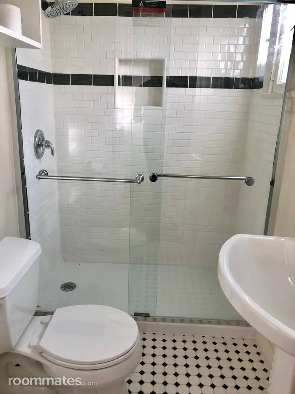 Profile photo 5 of 9