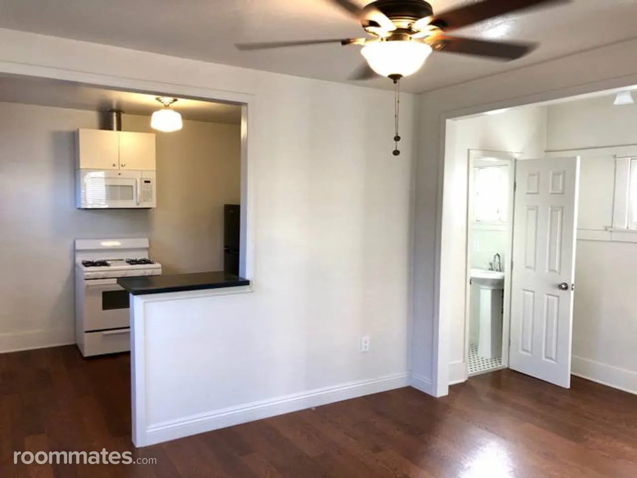 Profile photo 3 of 9