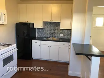 Room for rent in Long Beach, CA $1300, apartment