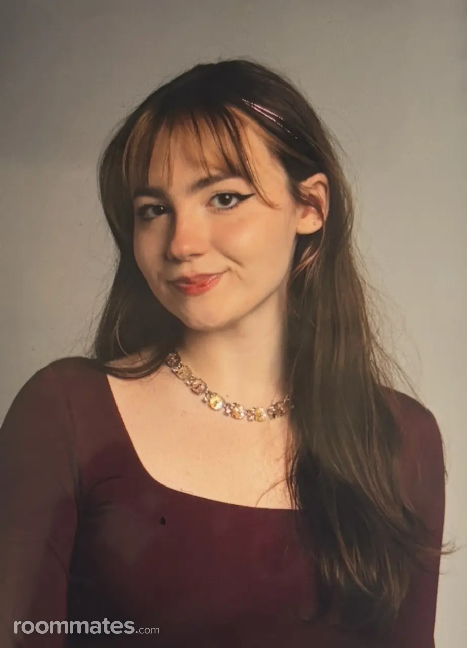 Profile photo 11 of 18