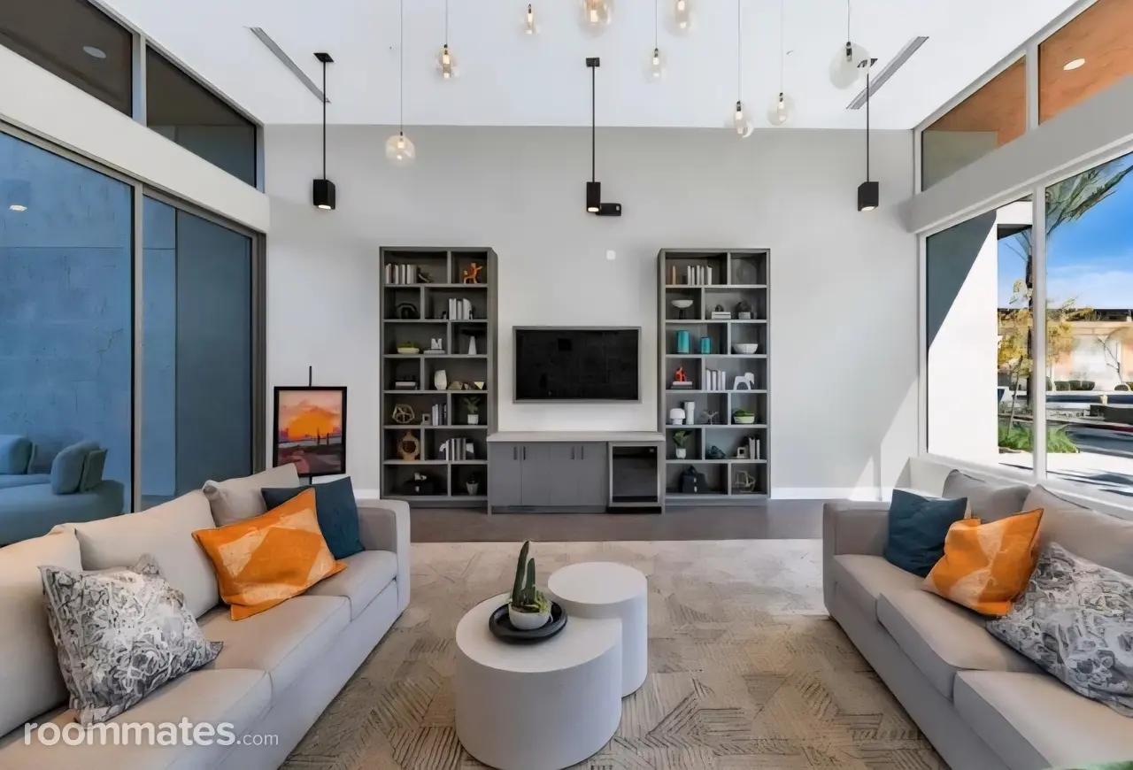 Profile photo 6 of 9