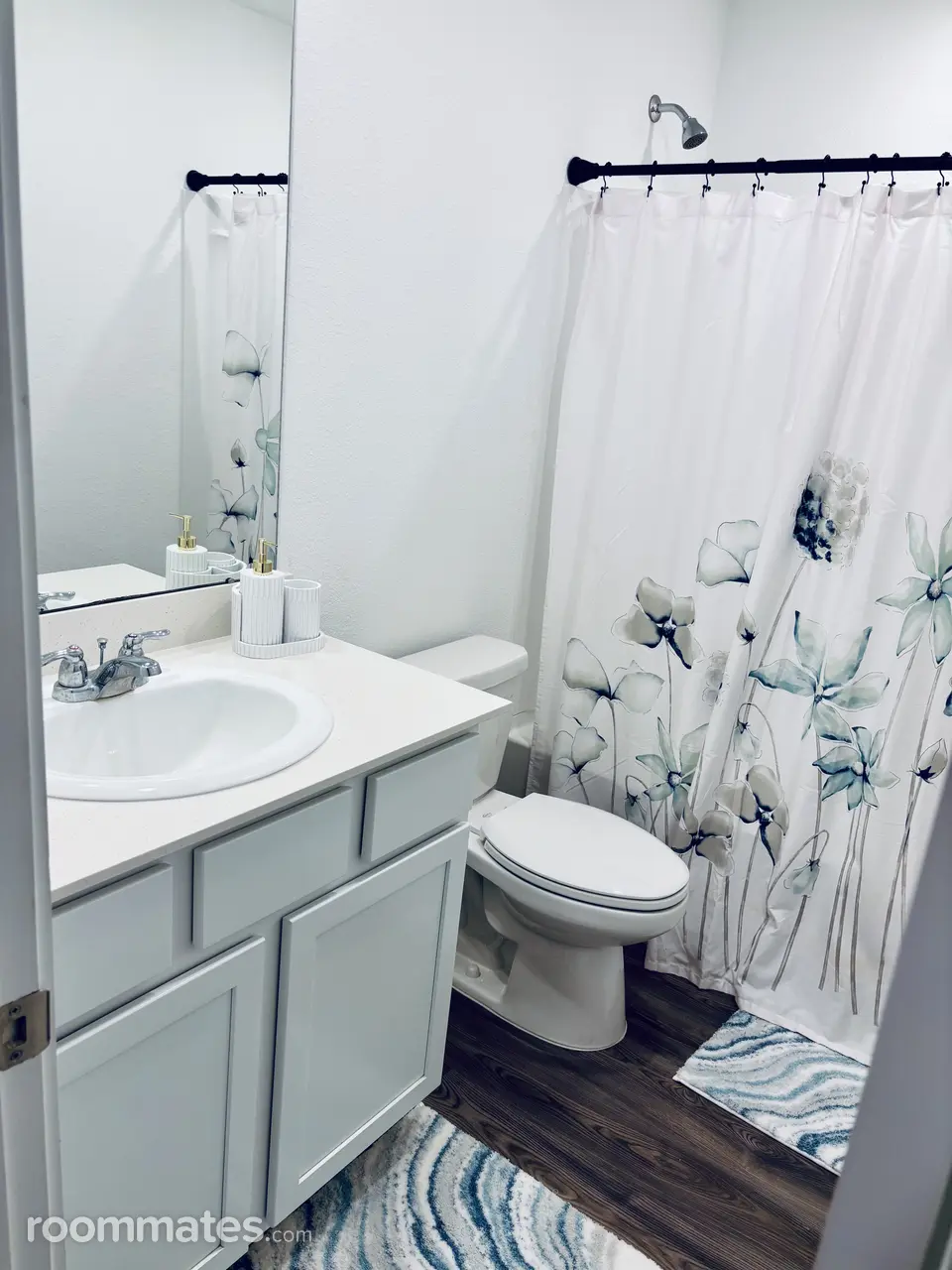 Profile photo 5 of 11