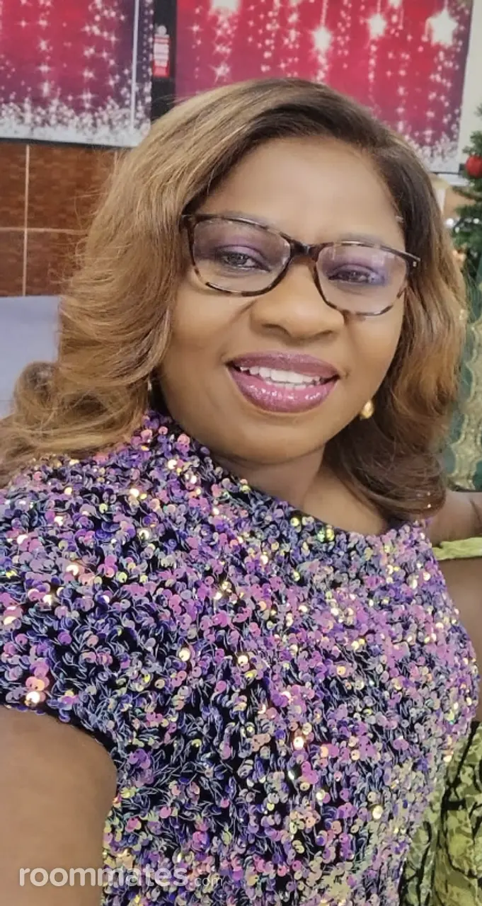 Profile photo 8 of 11