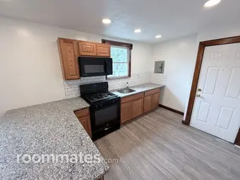 Room for rent in Newark, NJ $1100, house