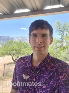 Roommate looking Tucson, AZ, $700