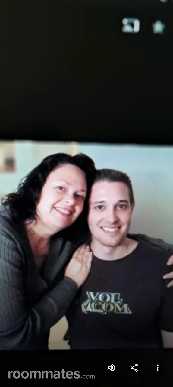 Profile photo 7 of 9