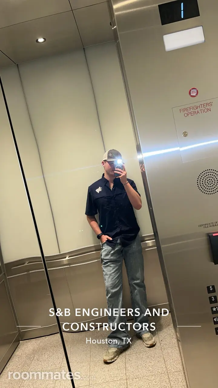 Profile photo 2 of 2