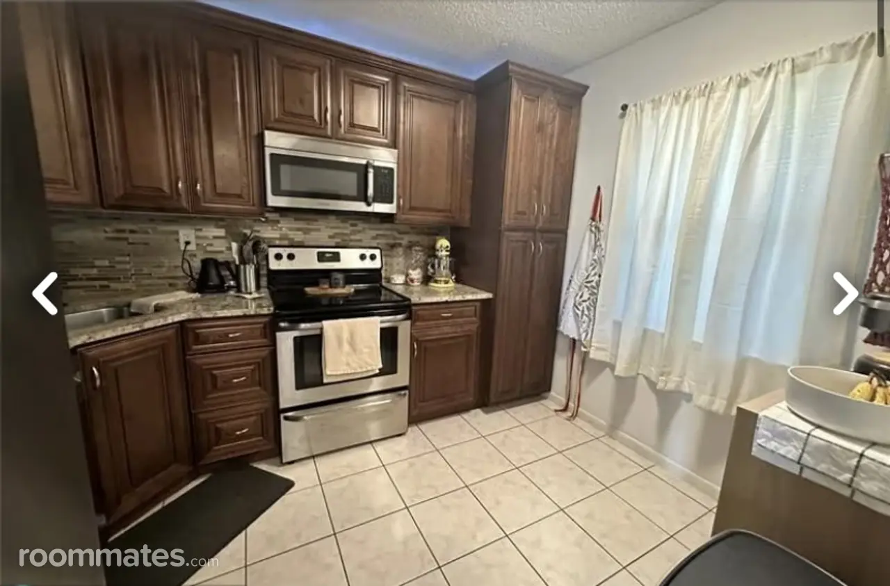 Profile photo 2 of 8