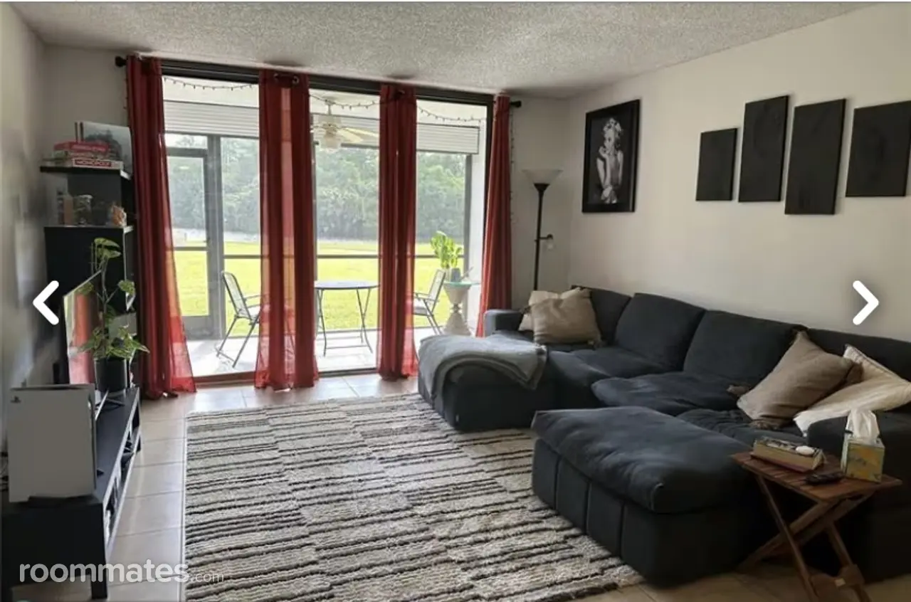 Profile photo 7 of 8