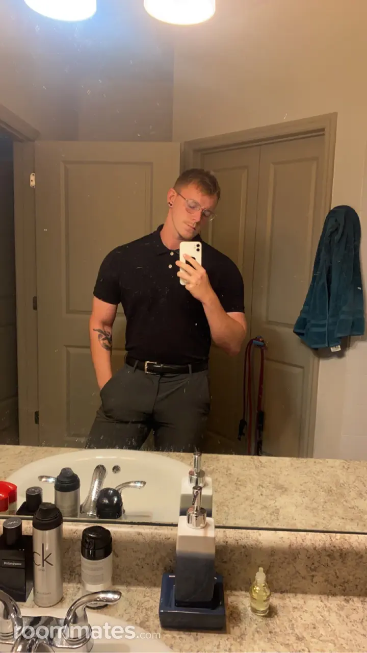 Profile photo 8 of 8