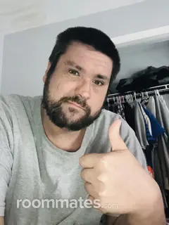 Roommate looking Louisville, KY, $700