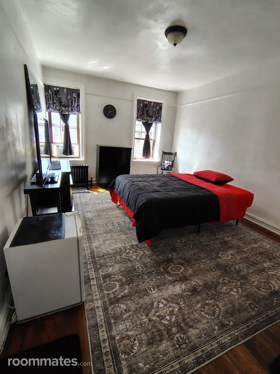 Profile photo 3 of 9