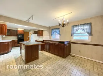 Room for rent in Arlington, VA $1200, house
