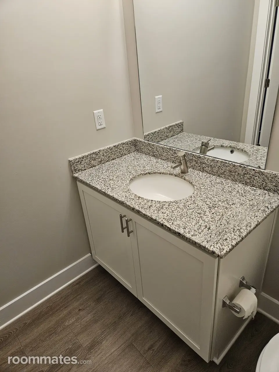 Profile photo 4 of 11