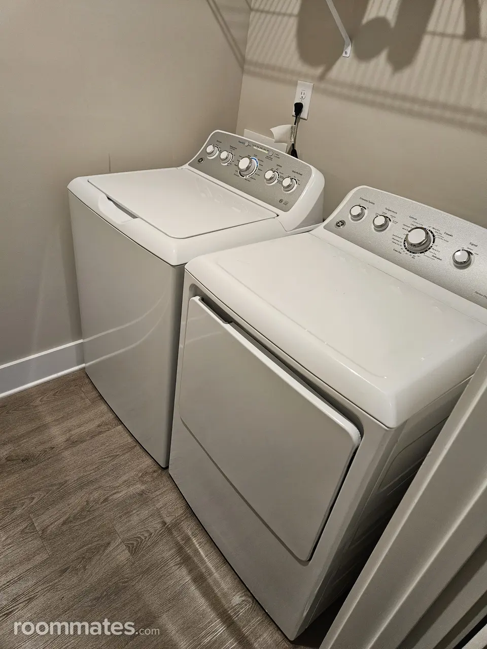 Profile photo 3 of 11