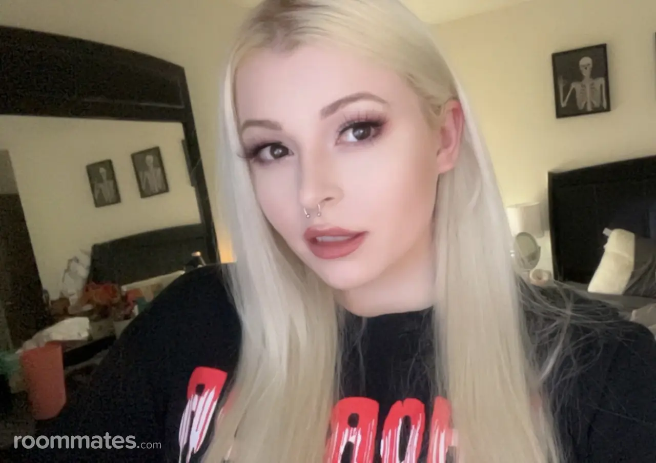 Profile photo 3 of 9