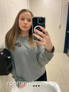 Roommate looking Bedford, TX, $700