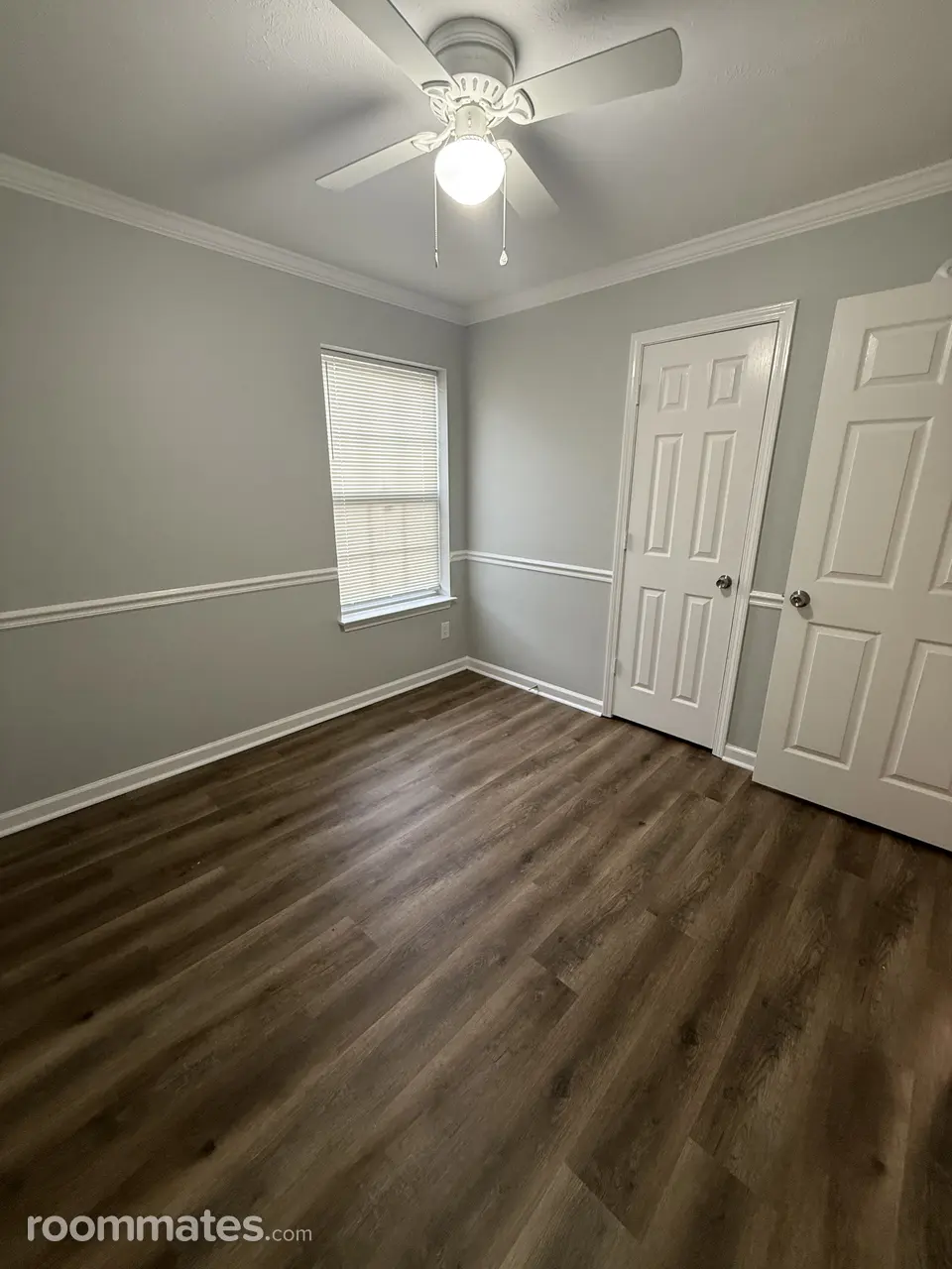 Profile photo 3 of 11