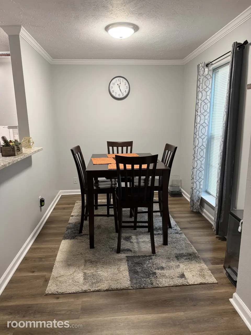 Profile photo 7 of 11