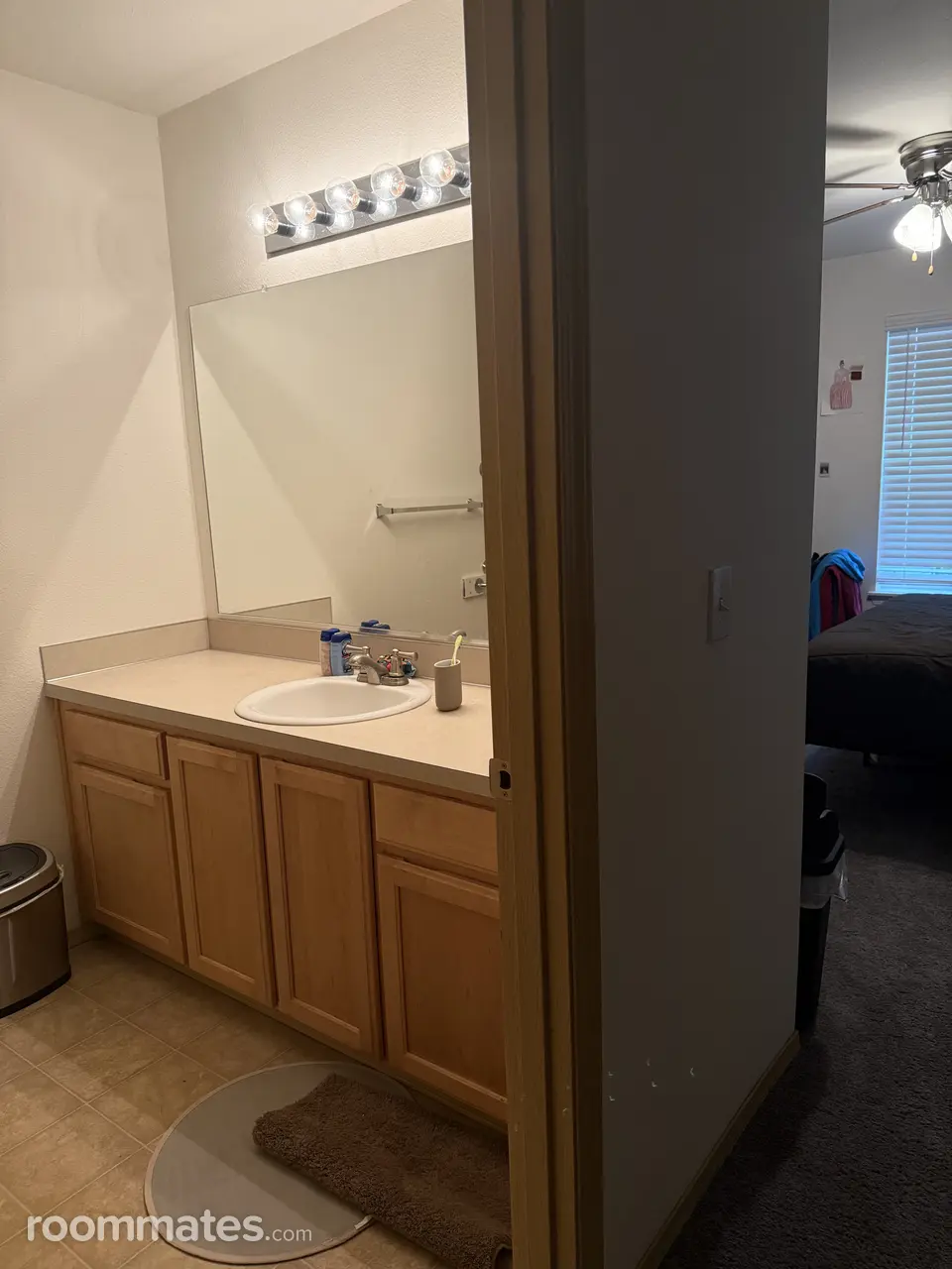 Profile photo 9 of 11