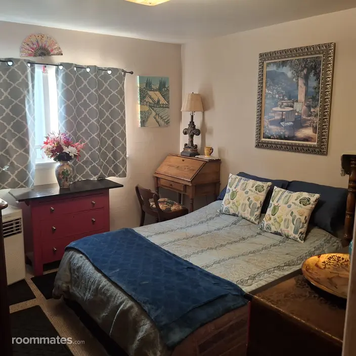 Room for rent in Fairport, NY $850, house