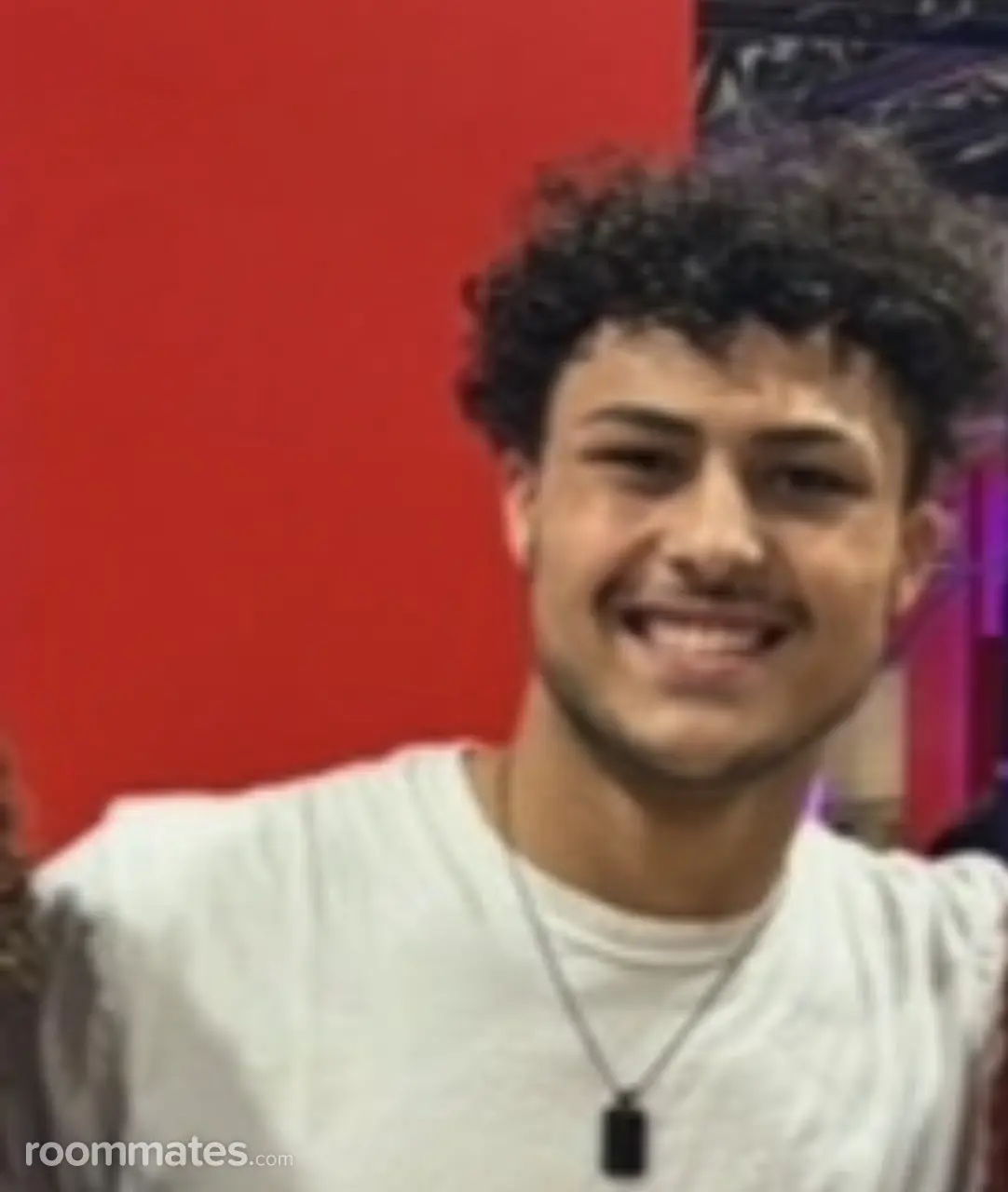 Profile photo 6 of 6