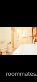 Room for rent in New Haven, CT $1050, house