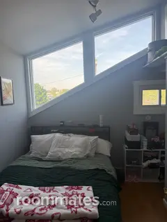 Room for rent in New Haven, CT $1050, house