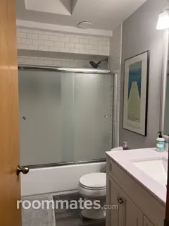 Room for rent in Mill Creek, WA $1100, house