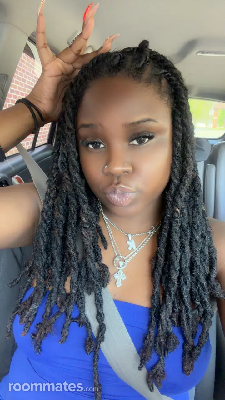 Profile photo 2 of 6