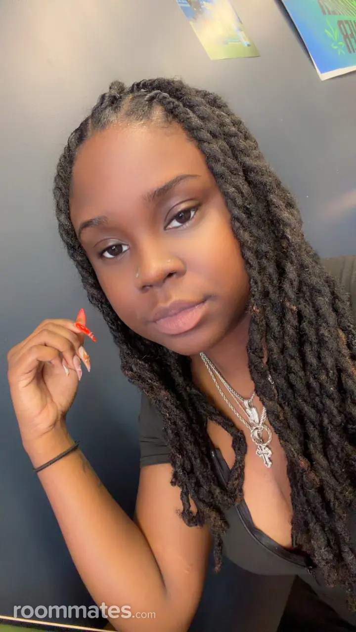 Profile photo 4 of 6
