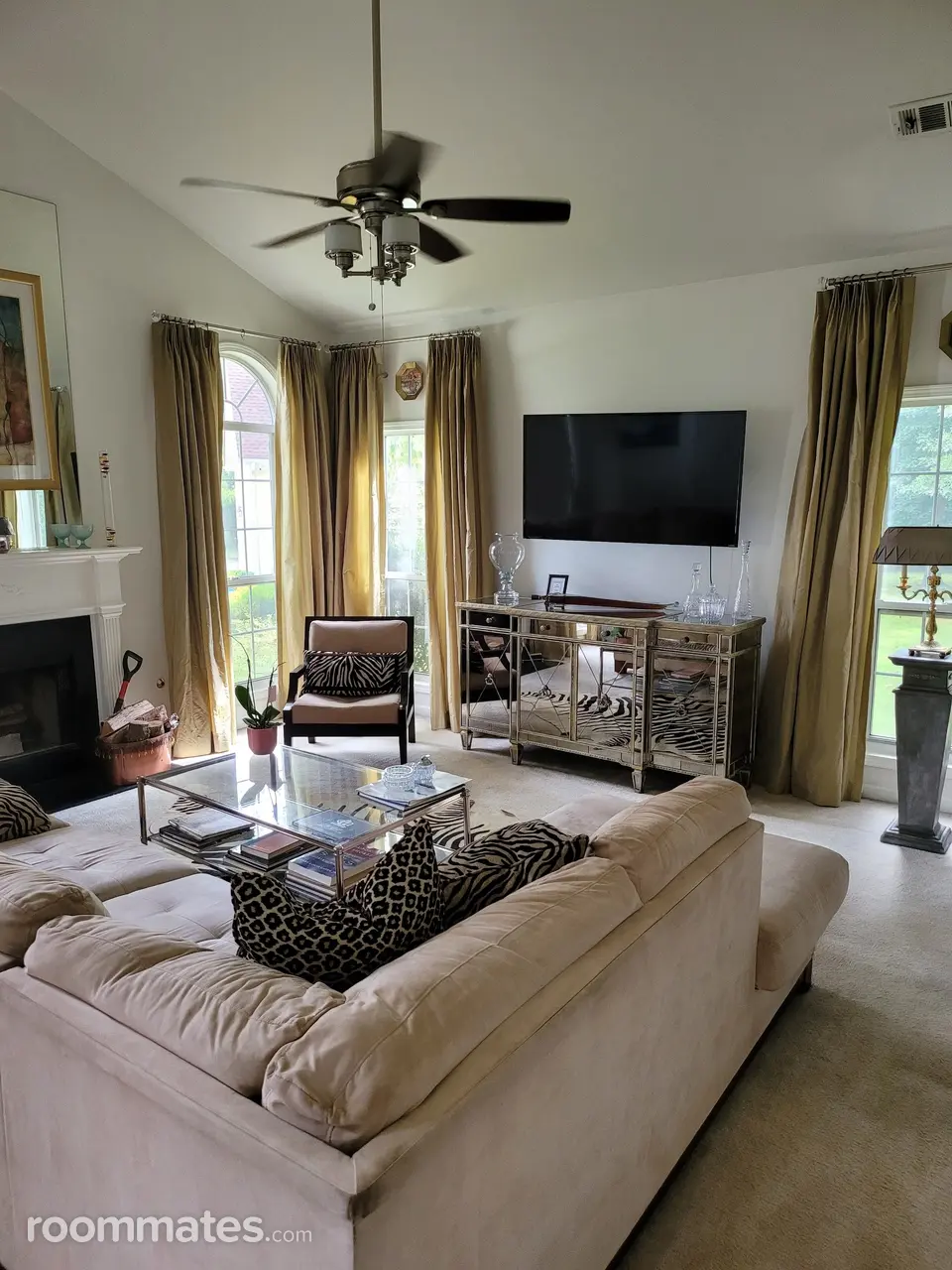 Profile photo 6 of 8