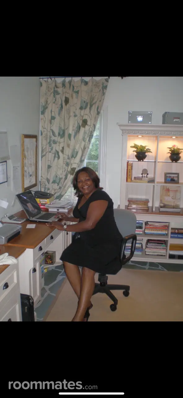 Profile photo 7 of 8