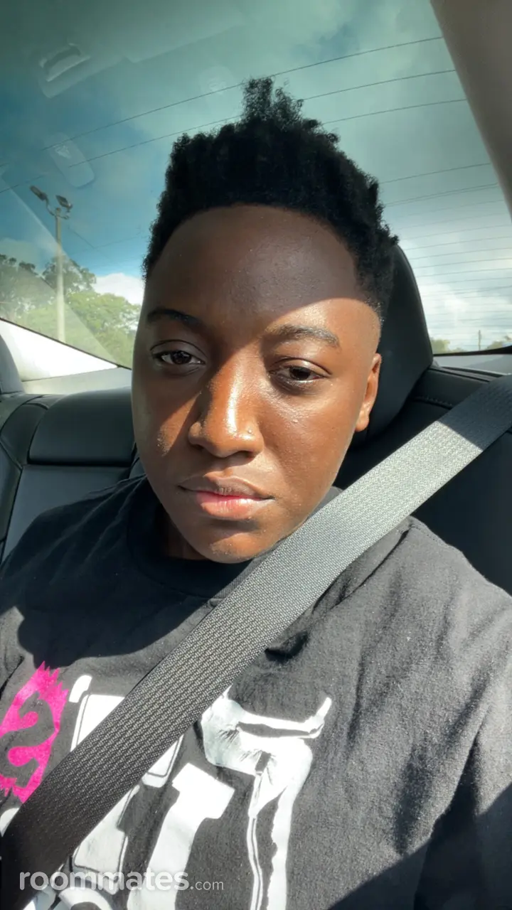 Profile photo 8 of 11