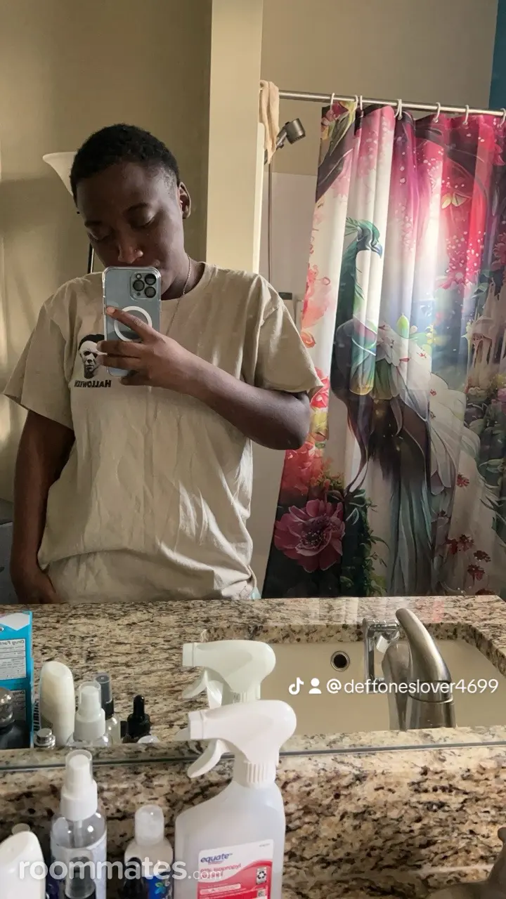 Profile photo 2 of 11