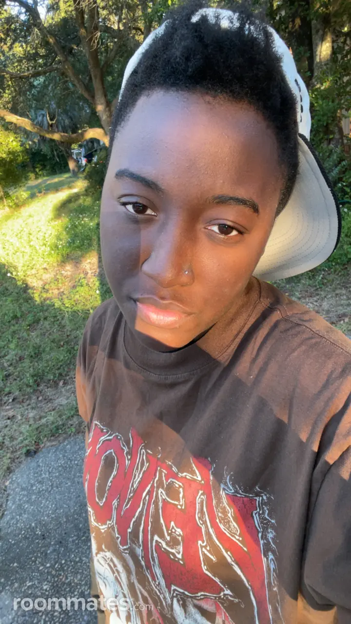 Profile photo 9 of 11