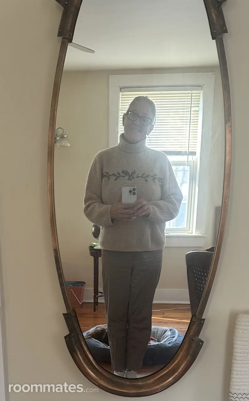 Profile photo 2 of 4