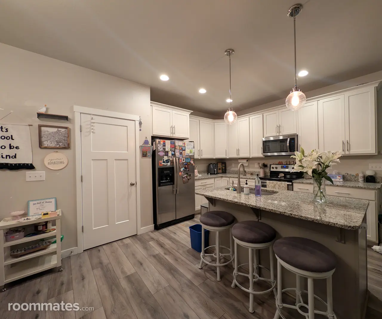 Profile photo 4 of 11