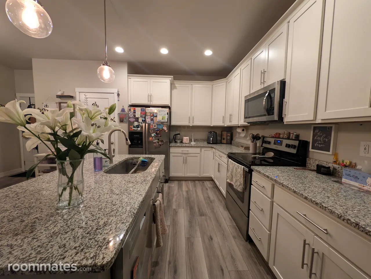 Profile photo 3 of 11