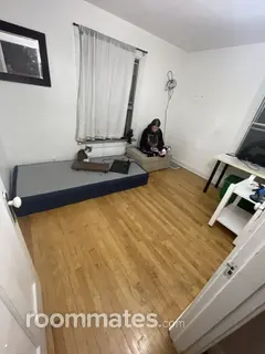 Room for rent in Dayton, OH $700, house