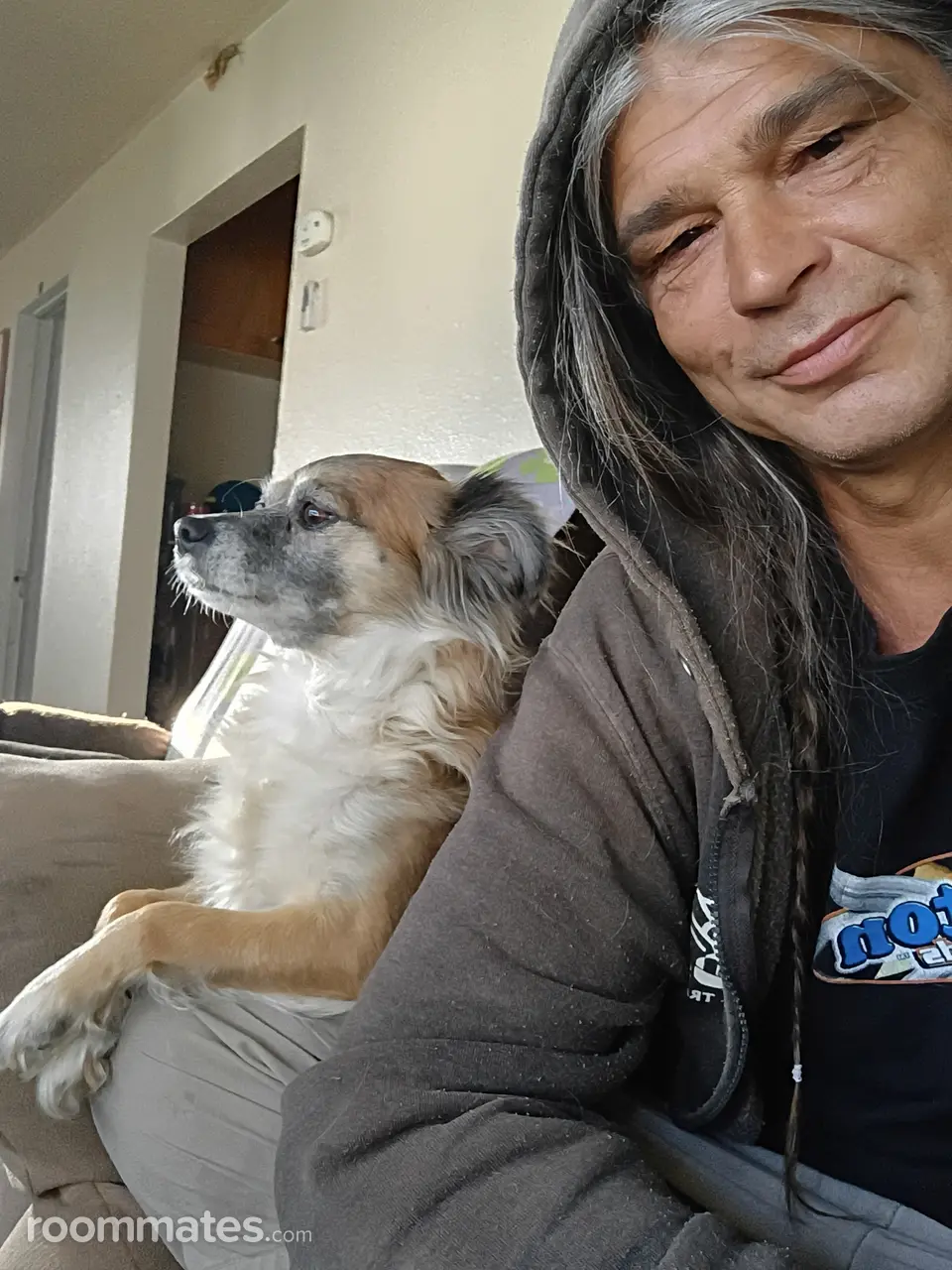 Profile photo 8 of 8