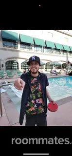 Roommate looking Huntington Beach, CA, $2000