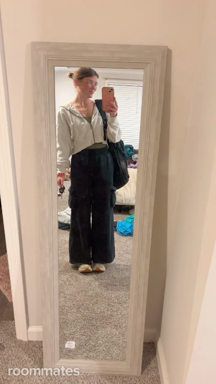 Profile photo 2 of 8