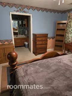 Room for rent in Rincon, GA $1000, house