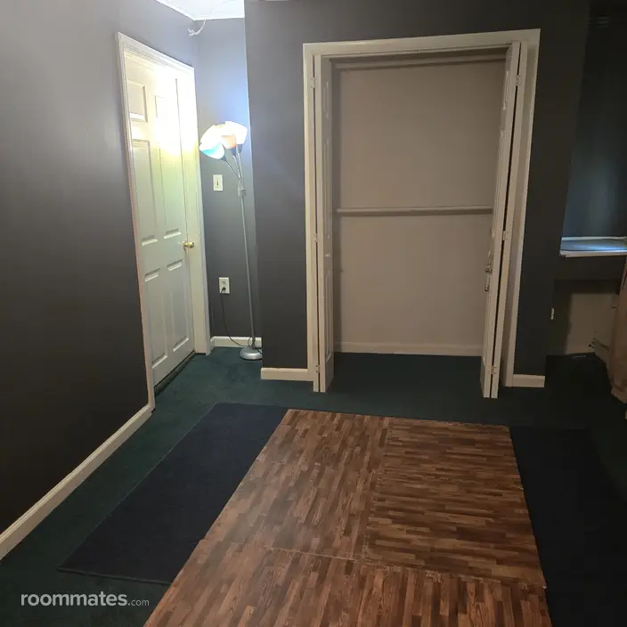 Room for rent in East Hanover, NJ $1000, house